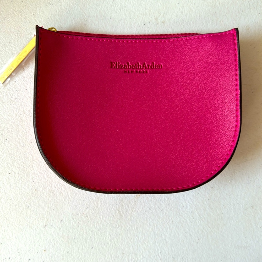 NEW Elizabeth Arden Makeup Travel Bag - Available in Red Or Pink